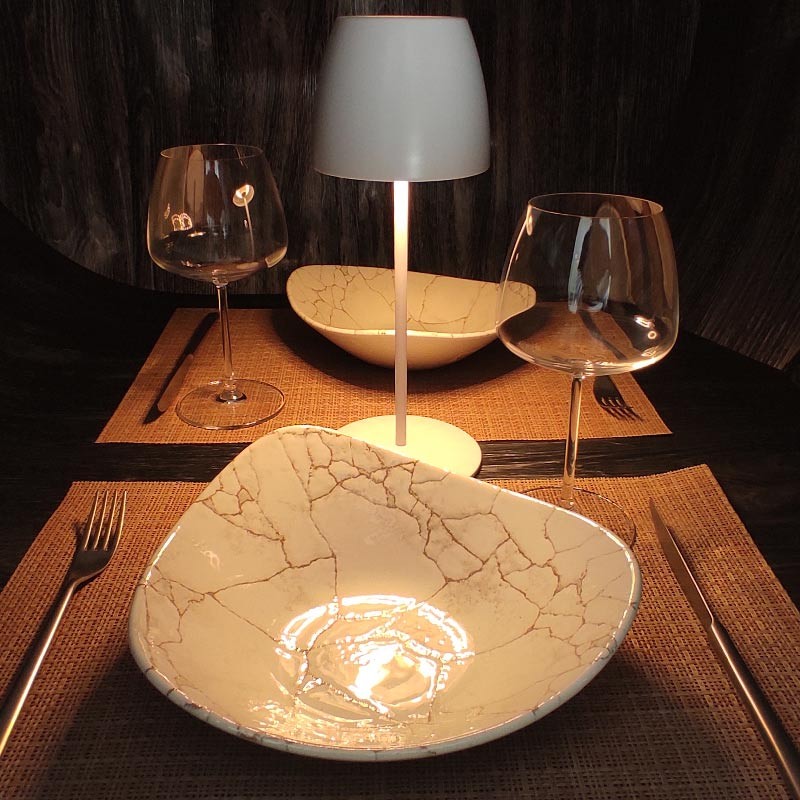 Lampada da tavolo Sally   in Tavola