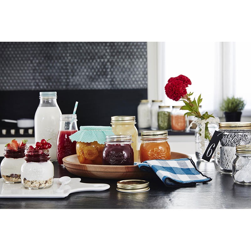 Coperchi vasetti quattro stagioni   in Cucina