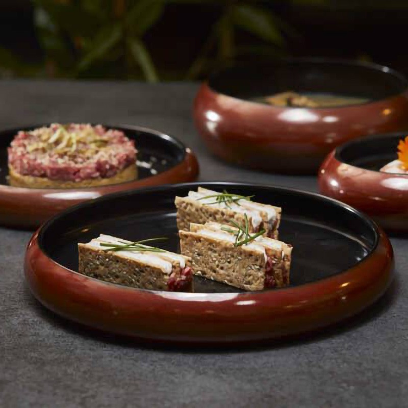 Piatto gourmet tondo con bordo alto Zanzibar   in Piatti gourmet