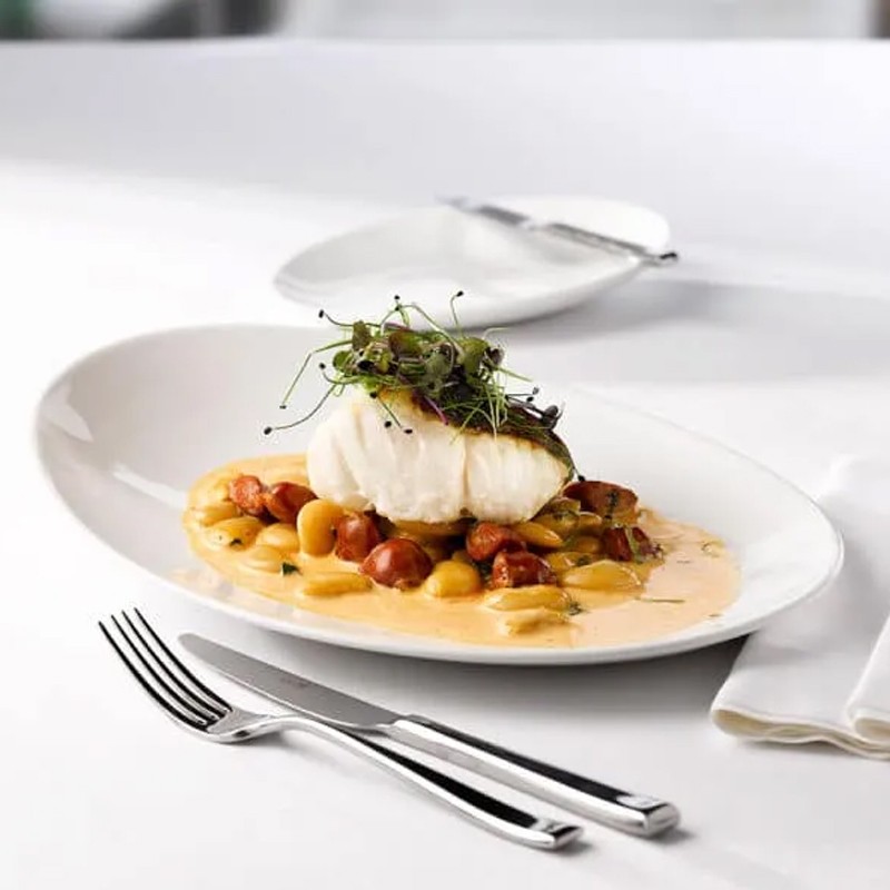 Piatto ovale inclinato churchill profile Churchill Porcellana  in Linee