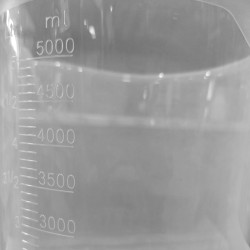 Caraffa graduata per alimenti Pavoni  in Brocche graduate