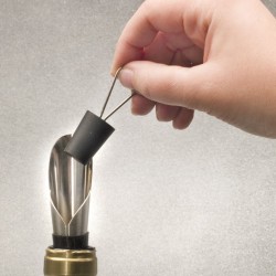 Tappo vino antigoccia   in Cavatappi professionali