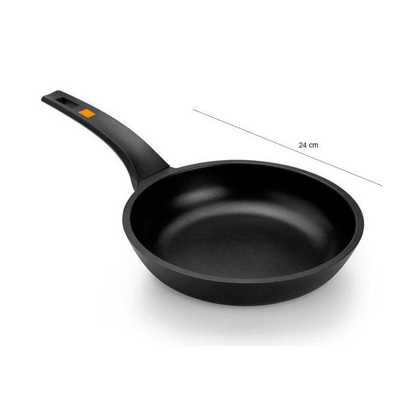 Padella antiaderente professionale cm. 24 Efficient Pintinox  in Padelle per saltare