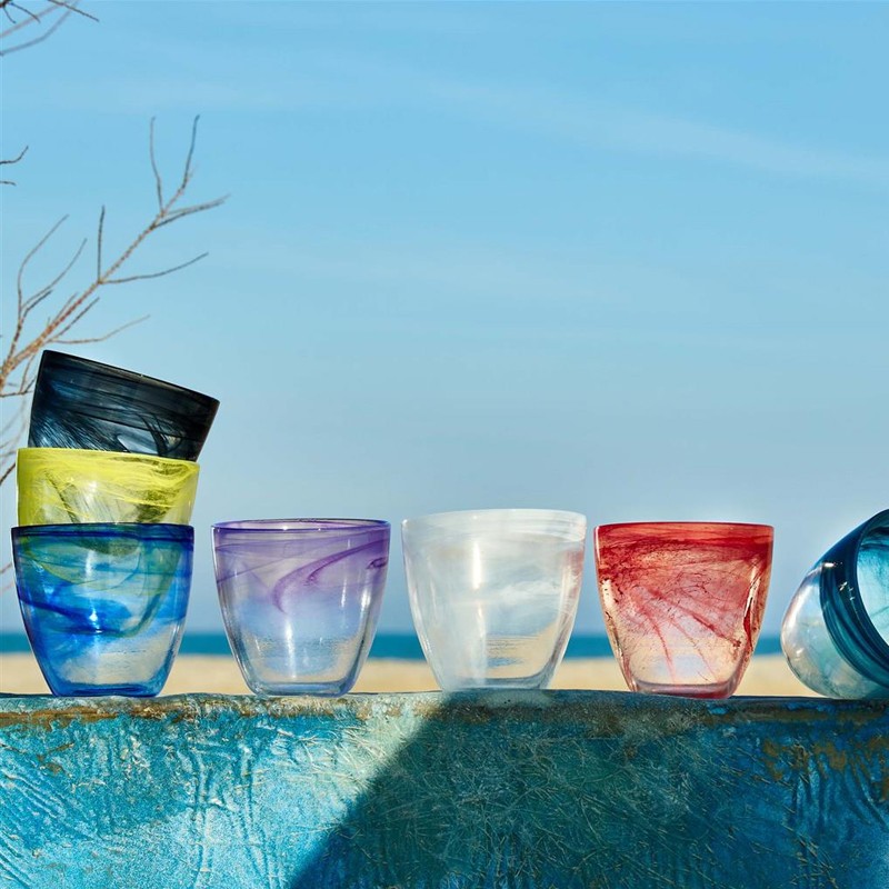 Bicchiere in vetro colorato bombato   in Bicchieri