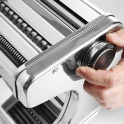 Macchina per la pasta elettrica Hendi  in Cucina