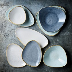 Bowl triangolare churchill stonecast duck egg blue Churchill Porcellana  in Ciotole in porcellana