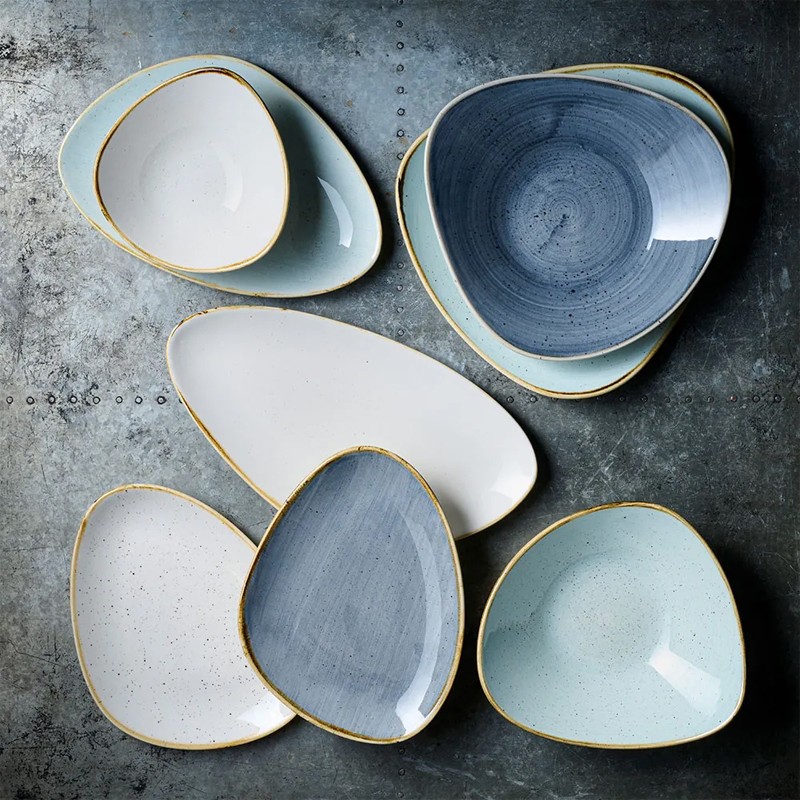 Bowl triangolare churchill stonecast duck egg blue Churchill Porcellana  in Ciotole in porcellana