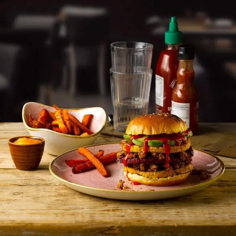 Piatto dessert churchill stonecast petal pink Churchill Porcellana  in Linee