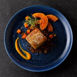 Piatto piano stonecast plume blu Churchill Porcellana  in Linee