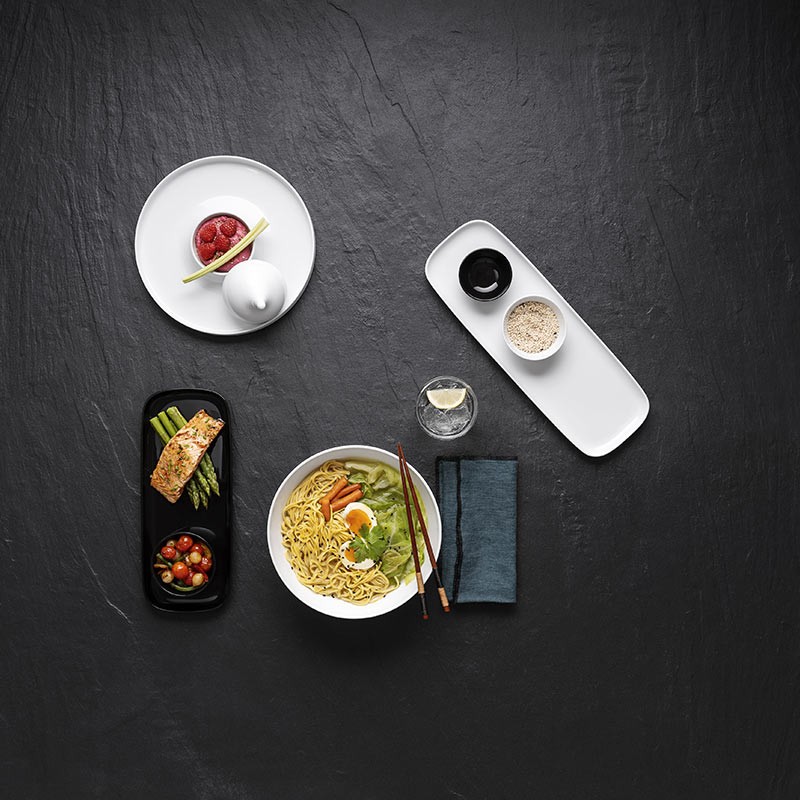 Piatto tasting universal bianco cm 24   in Linee